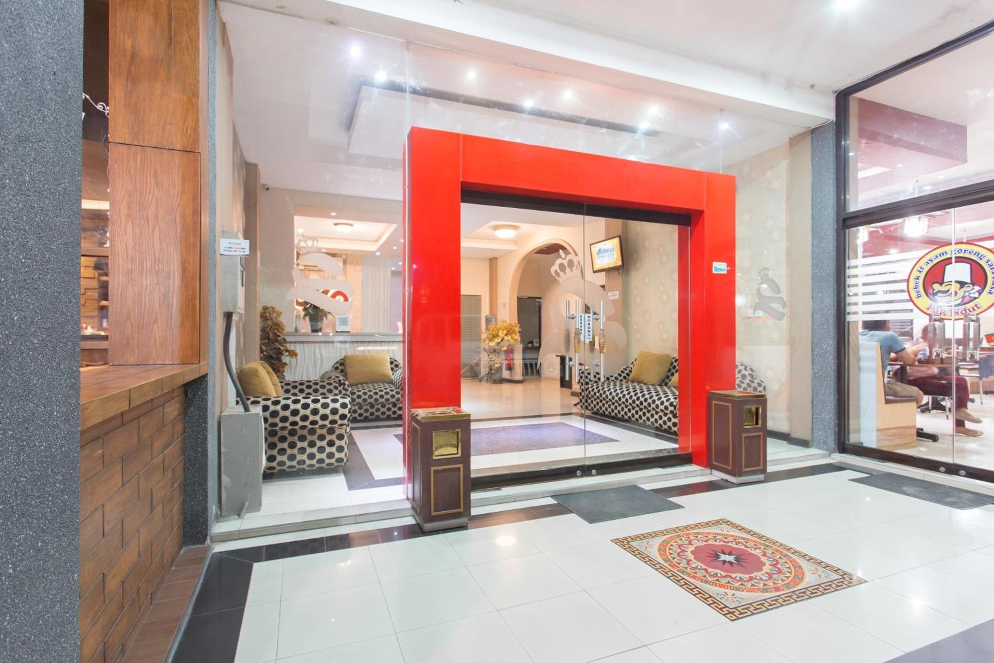 Oyo 663 Hotel Sejati Balikpapan  Exterior photo
